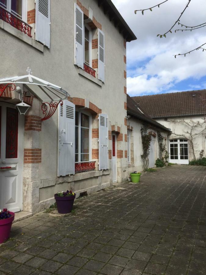Le Clos Tilia Bed & Breakfast Clery-Saint-Andre Ngoại thất bức ảnh